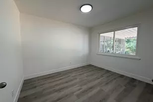 5250 Standish Rd, Sacramento, CA 95820 - Photo 21