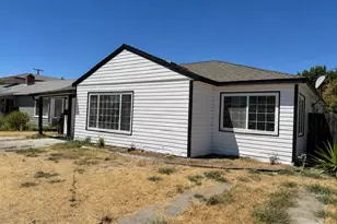 5250 Standish Rd, Sacramento, CA 95820 - Photo 9