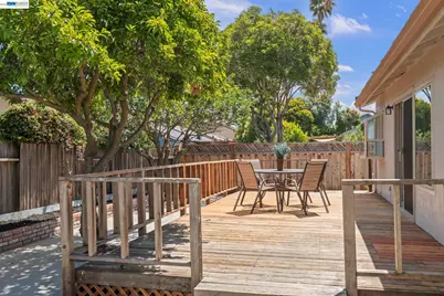 36294 Darvon St, Newark, CA 94560 - Photo 25