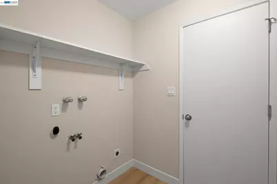 36294 Darvon St, Newark, CA 94560 - Photo 13