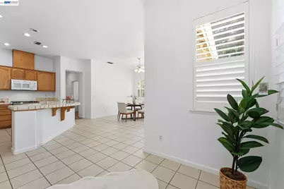 6485 Pine Meadow Cir, Stockton, CA 95219 - Photo 9