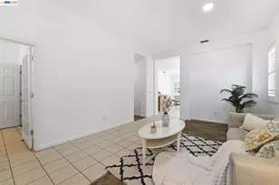 6485 Pine Meadow Cir, Stockton, CA 95219 - Photo 7