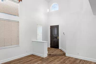 1059 Bellflower St, Livermore, CA 94551 - Photo 7