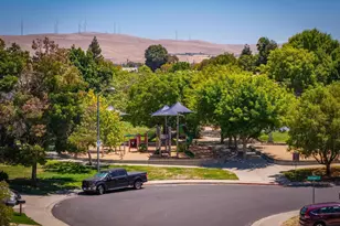 1059 Bellflower St, Livermore, CA 94551 - Photo 39