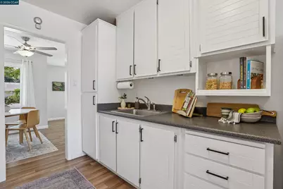 1156 Francine Ct, Concord, CA 94518 - Photo 17