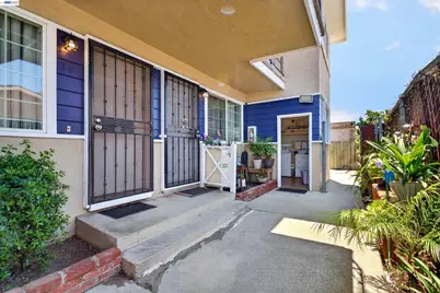 2318 Lowell Avenue, Richmond, CA 94804 - Photo 5