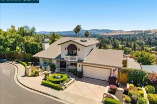 385 Paraiso Dr, Danville, CA 94526 - Photo 1