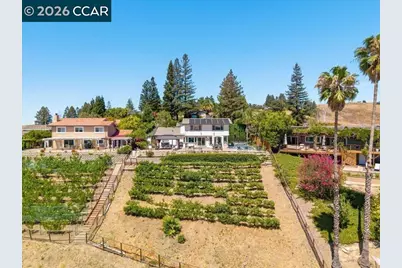 385 Paraiso Dr, Danville, CA 94526 - Photo 65