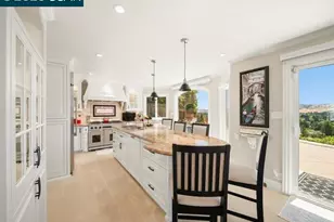 385 Paraiso Dr, Danville, CA 94526 - Photo 17