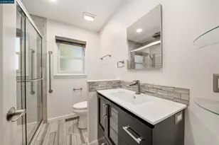 3644 Walnut Ave, Concord, CA 94519 - Photo 17