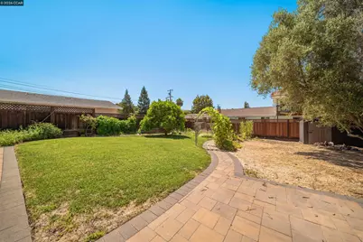 3644 Walnut Ave, Concord, CA 94519 - Photo 25
