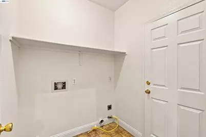 10154 Copco Ln, Stockton, CA 95219 - Photo 21