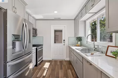 734 Scott Blvd, Santa Clara, CA 95050 - Photo 15