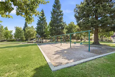 310 Sunset Dr, Danville, CA 94506 - Photo 33