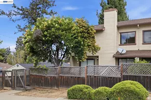 1701 Calais Ct, Fairview, CA 94541 - Photo 39