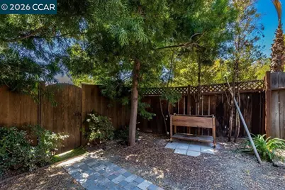 2674 Briarfield Ave, Redwood City, CA 94061 - Photo 33