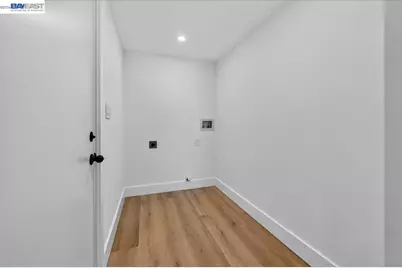 2227 27th St, Oakland, CA 94606 - Photo 15
