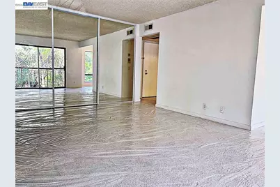 430 Civic Dr #208, Walnut Creek, CA 94596 - Photo 13