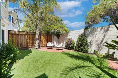 24 Copperfield Ln, Danville, CA 94506 - Photo 35