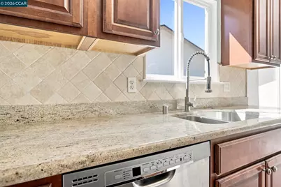 6861 Brighton Drive, Dublin, CA 94568 - Photo 13