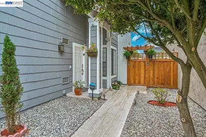 3560 McSherry Way, Alameda, CA 94502 - Photo 3