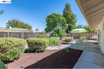 1457 Tulip Way, Livermore, CA 94551 - Photo 35