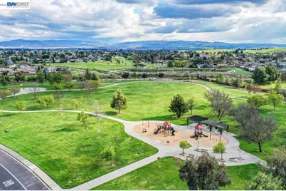 1457 Tulip Way, Livermore, CA 94551 - Photo 47