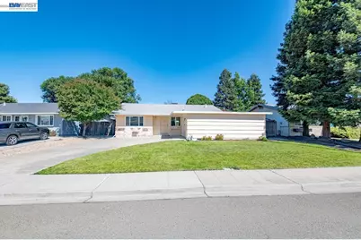 1457 Tulip Way, Livermore, CA 94551 - Photo 1