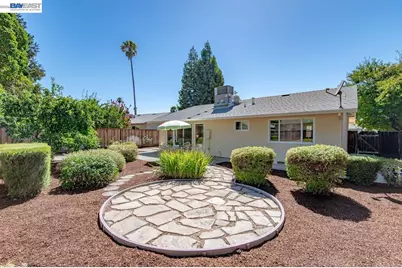 1457 Tulip Way, Livermore, CA 94551 - Photo 31