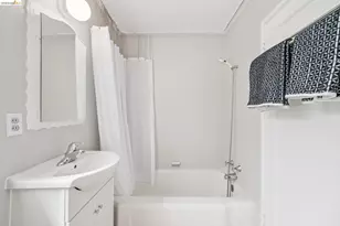 1133 Walnut St, Berkeley, CA 94707 - Photo 33
