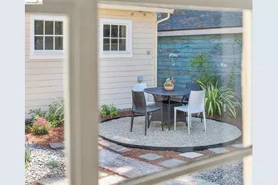 1133 Walnut Street, Berkeley, CA 94707 - Photo 15