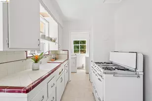 1133 Walnut St, Berkeley, CA 94707 - Photo 21