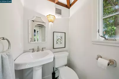 2388 Vine St, Berkeley, CA 94708 - Photo 51
