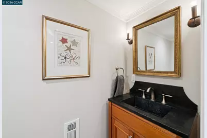 2388 Vine St, Berkeley, CA 94708 - Photo 41