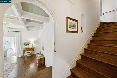 2388 Vine St, Berkeley, CA 94708 - Photo 27