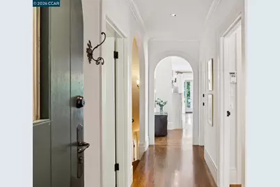 2388 Vine St, Berkeley, CA 94708 - Photo 5