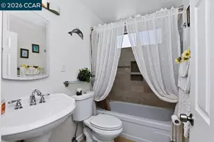 1327 Kansas Cir, Concord, CA 94521 - Photo 31