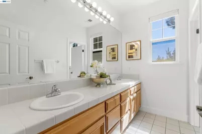 5698 Carnegie Way, Livermore, CA 94550 - Photo 39