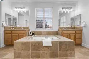 5698 Carnegie Way, Livermore, CA 94550 - Photo 29