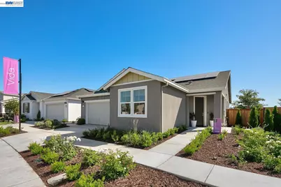 1049 Briar Court, Manteca, CA 95336 - Photo 3