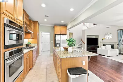 1352 Halifax Way, San Ramon, CA 94582 - Photo 9