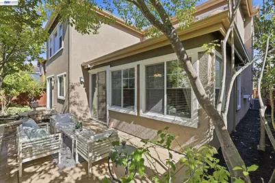 1352 Halifax Way, San Ramon, CA 94582 - Photo 39
