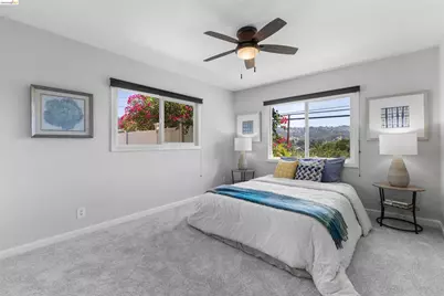 8019 Sterling Dr, Oakland, CA 94605 - Photo 43