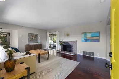 8019 Sterling Dr, Oakland, CA 94605 - Photo 13