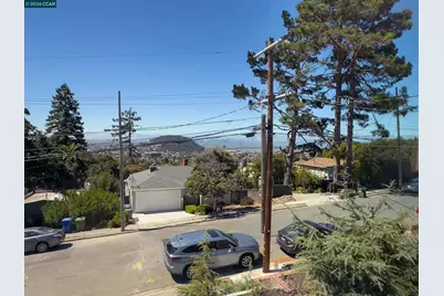 818 Galvin Dr, El Cerrito, CA 94530 - Photo 45