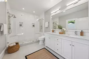 5224 Golden Gate Ave, Oakland, CA 94618 - Photo 17