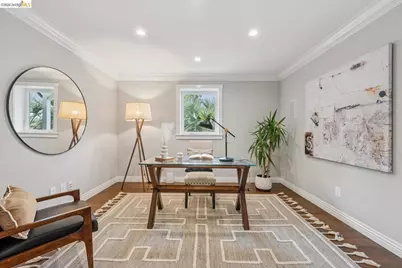 5224 Golden Gate Ave, Oakland, CA 94618 - Photo 21