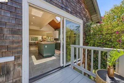 456 62nd St, Oakland, CA 94609 - Photo 33