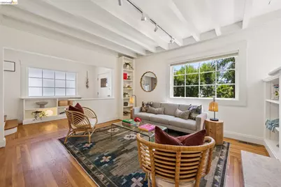 456 62nd St, Oakland, CA 94609 - Photo 5