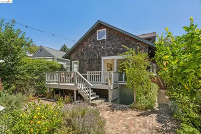 456 62nd St, Oakland, CA 94609 - Photo 47
